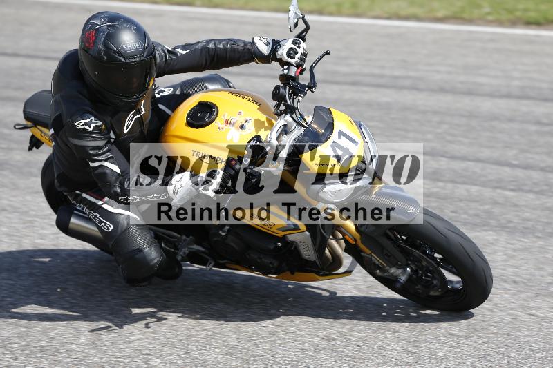 Archiv-2025/09 22.04.2025 Cornu Master School ADR/rot-rouge/41